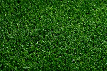 construction de court de tennis à Nîmes