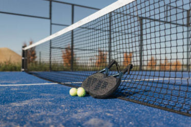 normes construction court de padel